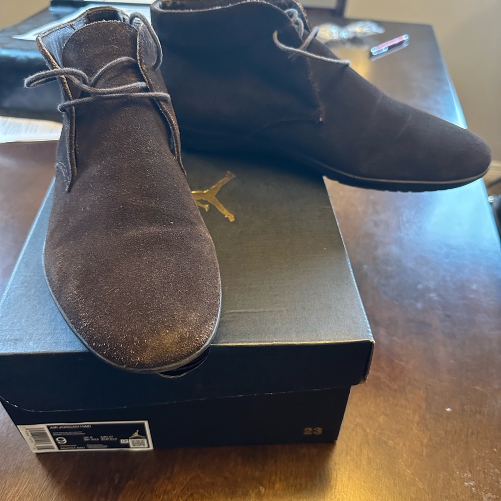 Geox desert boots 🥾